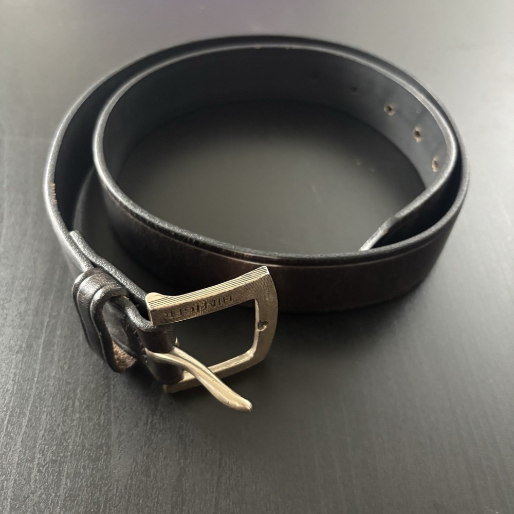 Tommy Hilfiger Black Brown Leather Dress Belt Size 36 Argentina Made "C" Buckle